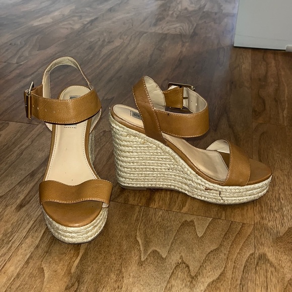 Steve Madden Brown Wedges 7.5 - Picture 2 of 5
